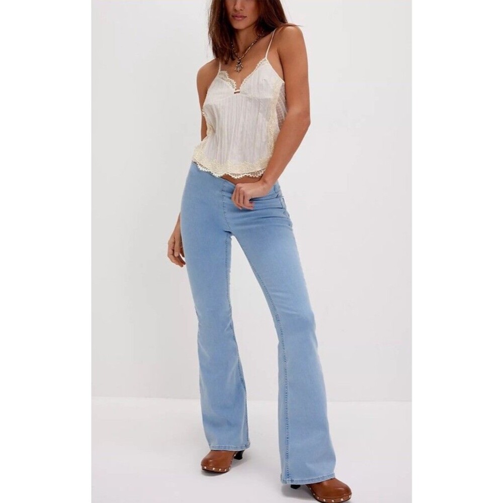 Free People We The Free Penny Pull On Stretch Flare Jeans 26P Boho Western Rodeo